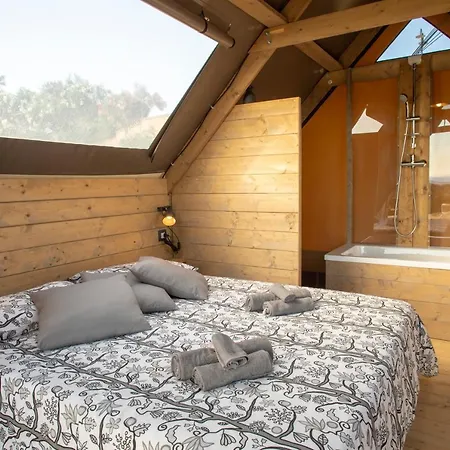 Luxury tent Glamping Debbiare Riparbella