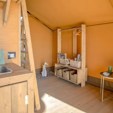 Luxury tent Glamping Debbiare Riparbella