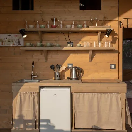 Glamping Debbiare