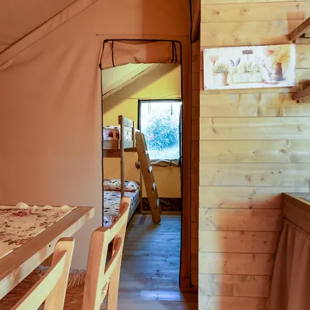 Luxury tent Glamping Debbiare *
