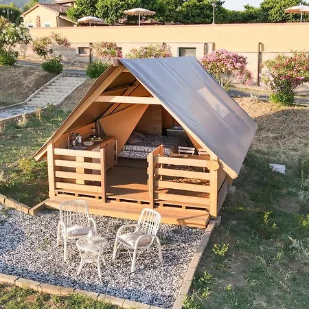 Glamping Debbiare * Riparbella