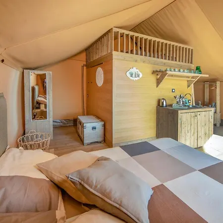Luxusní stan Glamping Debbiare *