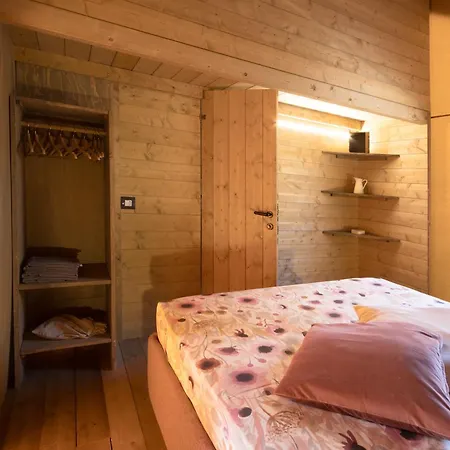 Luxusní stan Glamping Debbiare